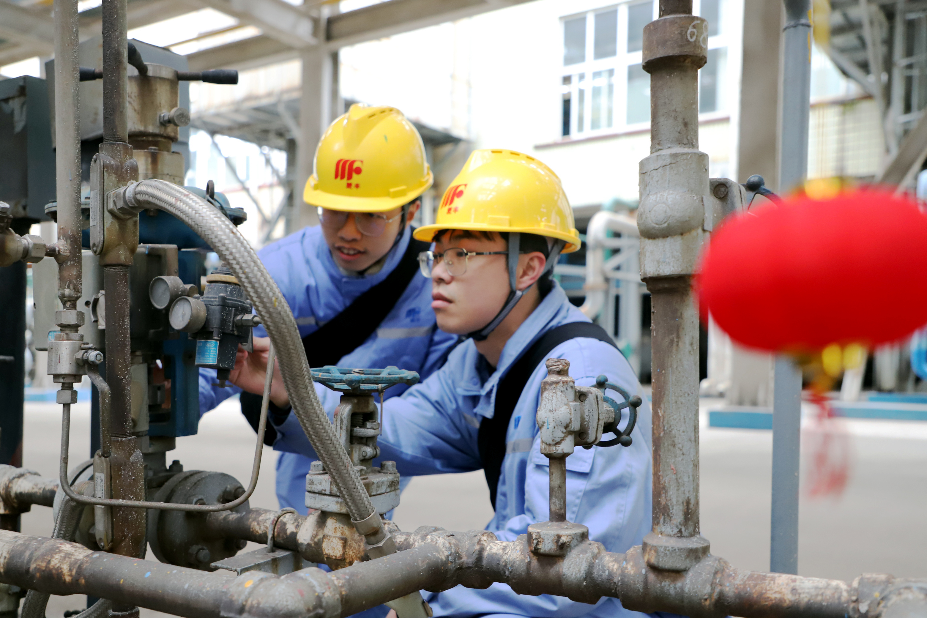 新春走一线：有一种「年味」叫坚守